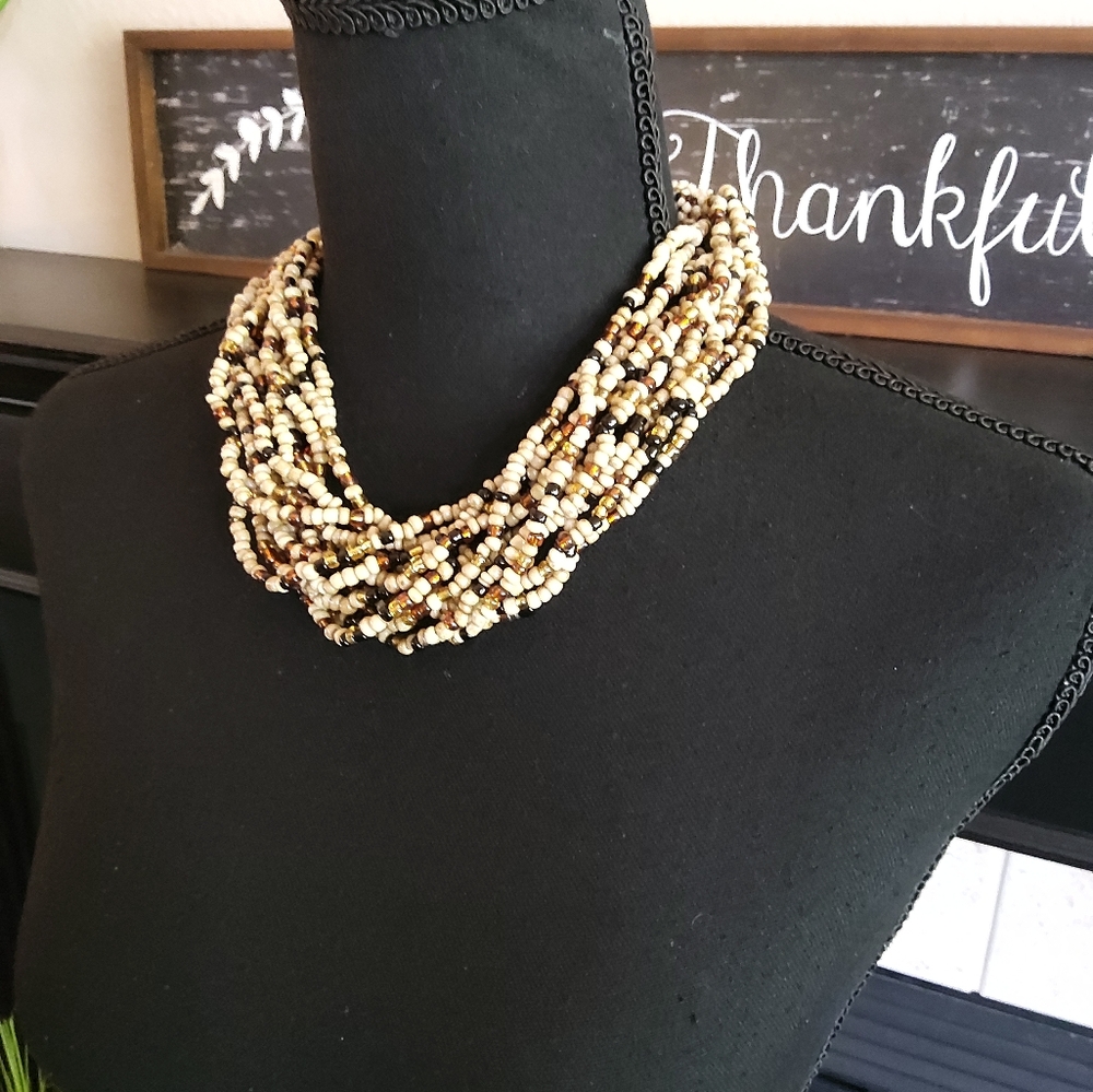 Beaded Necklace - Picture 2 of 4